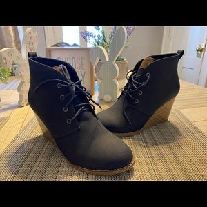 Nautica Wedge Boots